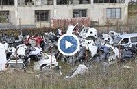 Полицията откри части от 200 крадени коли в две автоморги