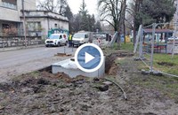 Монтираха бункерите за смет до Американското пазарче