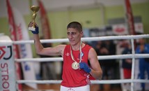 Севда Асенова сложи край на кариерата си със златен медал