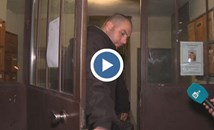 Съседи бранят бившия директор на 138-о училище