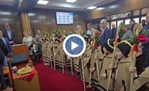 Коледарчета благословиха общинарите в Русе