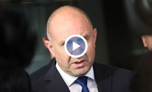 Социолози: Румен Радев приключва, ако не влезе в политиката сега