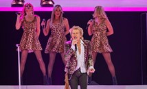 Род Стюарт превърна първия си концерт в София в грандиозен празник