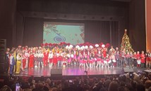 Формациите на Младежкия дом изнесоха впечатляващ коледен спектакъл