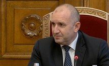 Румен Радев: Мъжете в ГЕРБ се крият зад жени