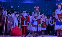 Коледният дух обедини поколенията в община Ценово