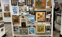 Русенски художници подредиха 150 творби в изложбата "Зимни празници"