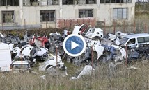 Полицията откри части от 200 крадени коли в две автоморги
