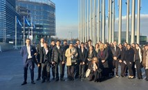 Ученици и учители от МГ "Баба Тонка" гостуваха на български депутати в Страсбург