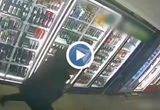 Непълнолетен и 34 годишен пребиха двама души в квартал Люлин единият