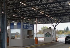 Движението е спряно за всички видове автомобили след 14 00 часа