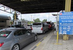 Агенция Митници препоръчва на шофьорите да носят пари в брой