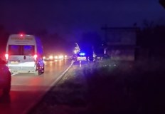 Мъж и жена са в болница след тежък удар на