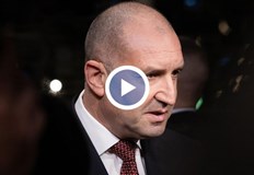 Президентът събира първите две сили след оставката на кабинетаПарламентарната група