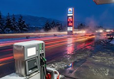 Горива има но кешът в левове става дефицитен заради конверсиятаБензиностанциите