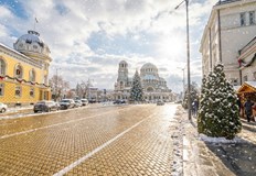 Слънчеви дни предстоят този уикенд но студеният фронт се завръща