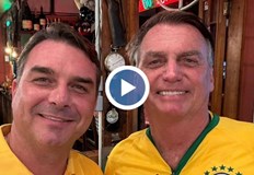 44 годишният сенатор Флавио Болсонаро прочете писмото на баща си