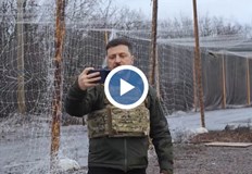 Украинският президент посети ключовия град Купянск в Деня на сухопътните