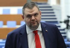 Журналистът определи освобождаването на стая 222А в парламента като символен