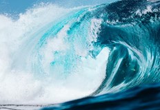 Трагедията се разигра в затворен заради бурята естествен басейн жертвите