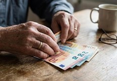 Възрастните хора ще получат увеличение между 7 и 8 по