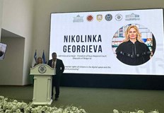 Николинка Чокоева и д р Александър Кирков изнесоха доклад за