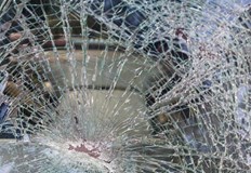 58 годишна жена оцеля с леки наранявания след удар извън