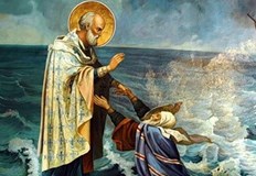 Традицията повелява на трапезата да има риба а банкерите и