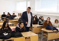 Магистрати от Разград влязоха в ролята на учители по правна