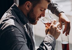 Близо половината от учениците у нас са посягали към чашката