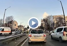 Пострадалото момиче е транспортирана в Пирогов с гръдна травма пробата