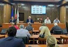 Местният парламент заседава по 28 точки включително за тротинетките и