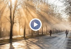 Затопляне и разкъсване на облачността очакват синоптиците преди почивните дниСлънчево