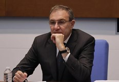 Майчинството скача на 900 лева а пенсиите се вдигат с