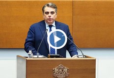 Парламентът гласува шестия вот на недоверие към кабинета Желязков Депутатите