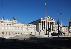 Правителството във Виена пренасочва спестените средства към дигитализацияАвстрийското правителство стартира