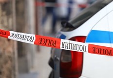 Шофьор с висока скорост удари полицейски автомобил след инцидент с