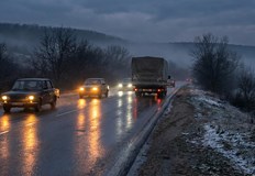 Ремонти затрудняват движението по пътищата към Иваново Две могили и