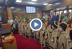 Деца от ДГ Иглика наричаха за здраве и късмет преди