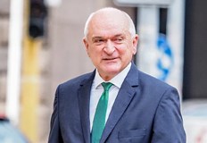 Димитър Главчев пенсионира 37 служители и въвежда нови правила за