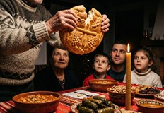 Символиката на трапезата за Бъдни вечер определя късмета през новата