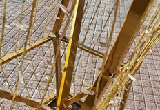 Общината демонтира повредената арка а водачът ще понесе дисциплинарно наказаниеШофьор