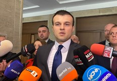 Депутатът от Възраждане алармира за вложени неоригинални части и прикриване