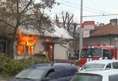 Късо съединение остави семейство без дом съсед пострада при гасенетоСериозен