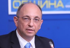 Бившият вицепремиер настоява за бюджетен обрат и връщане на дефицита