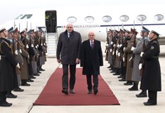 Министрите на отбраната на България и Италия се срещнаха в