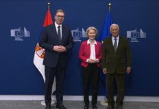 Световните медии разпространиха видео от любопитната ситуация в БрюкселВключени микрофони