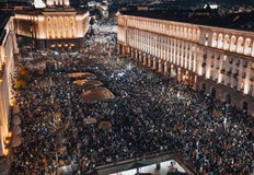 Нова вълна на недоволство залива София и странатаТази вечер София