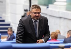 Депутатите гласуваха със 170 гласа за и без нито един