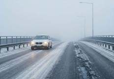 Шофьорите да внимават за черен лед по мостовете и да